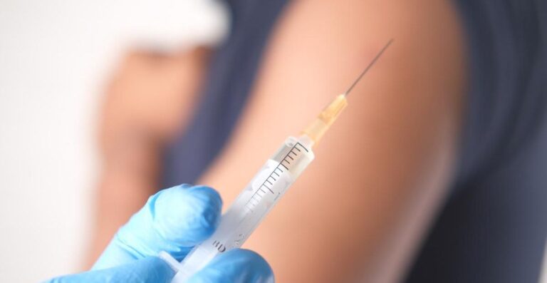 Syringes in Vaccination and Immunization